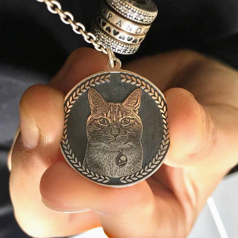 Engraved pet photo on sale necklace